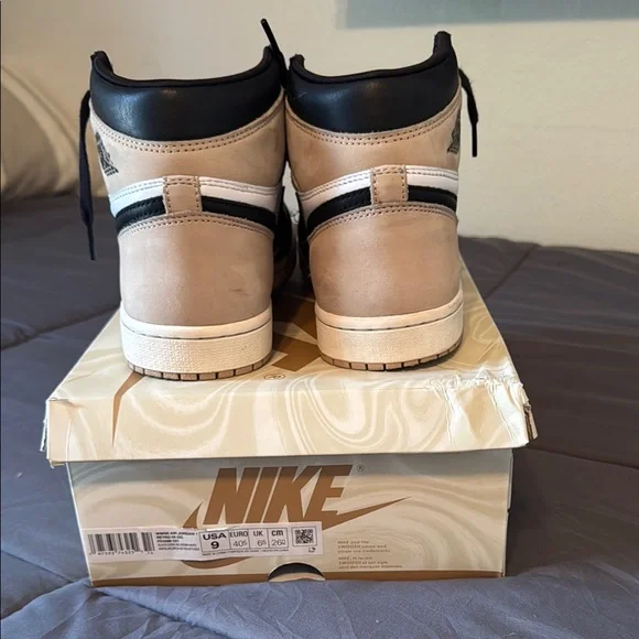 Nike Air Jordan 1 High Black and Tan Sneakers 👟“Latte” - Picture 5 of 6